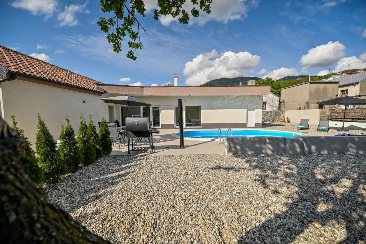 Villa Burra Hreljin Экстерьер фото