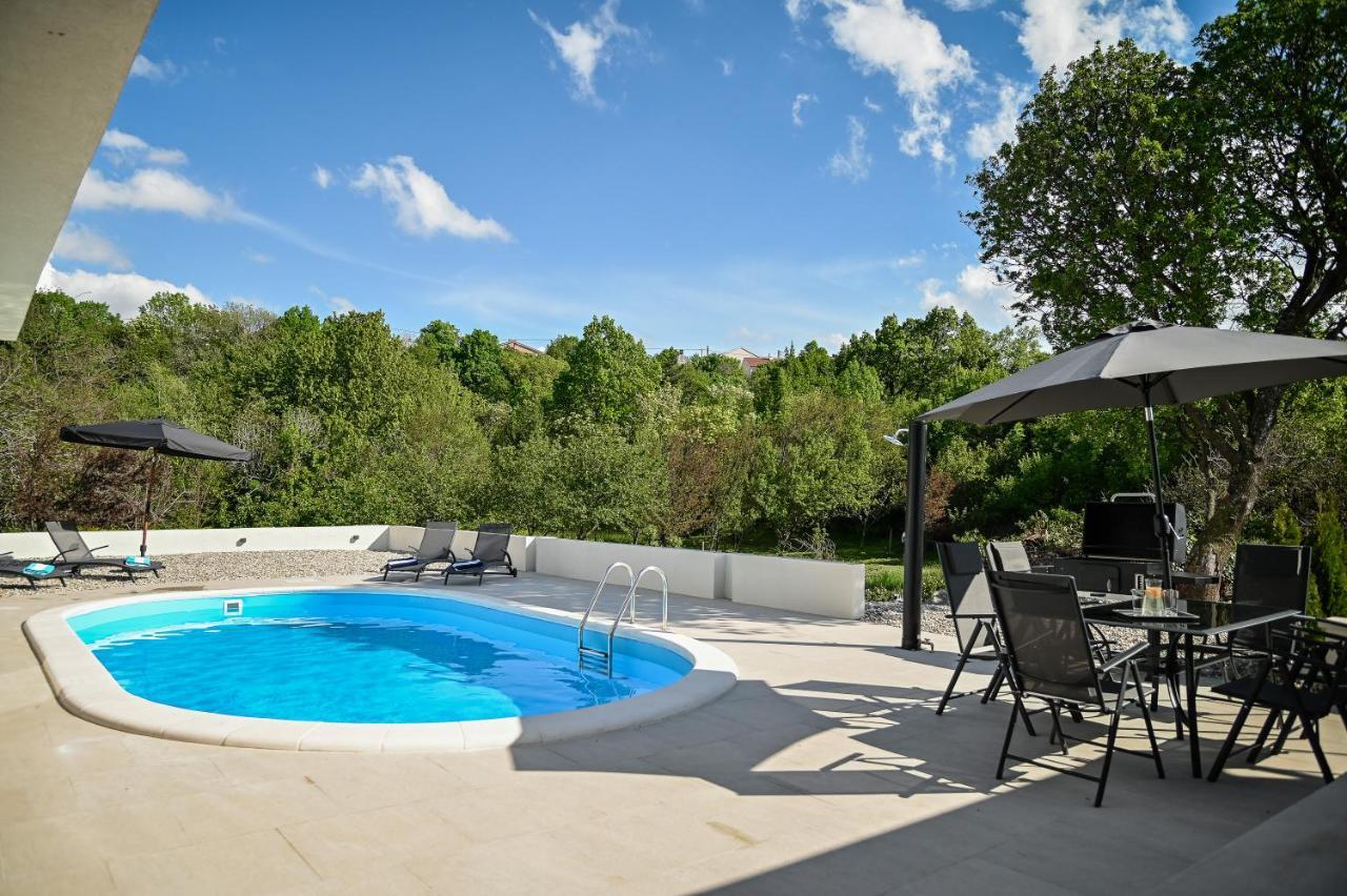 Villa Burra Hreljin Экстерьер фото