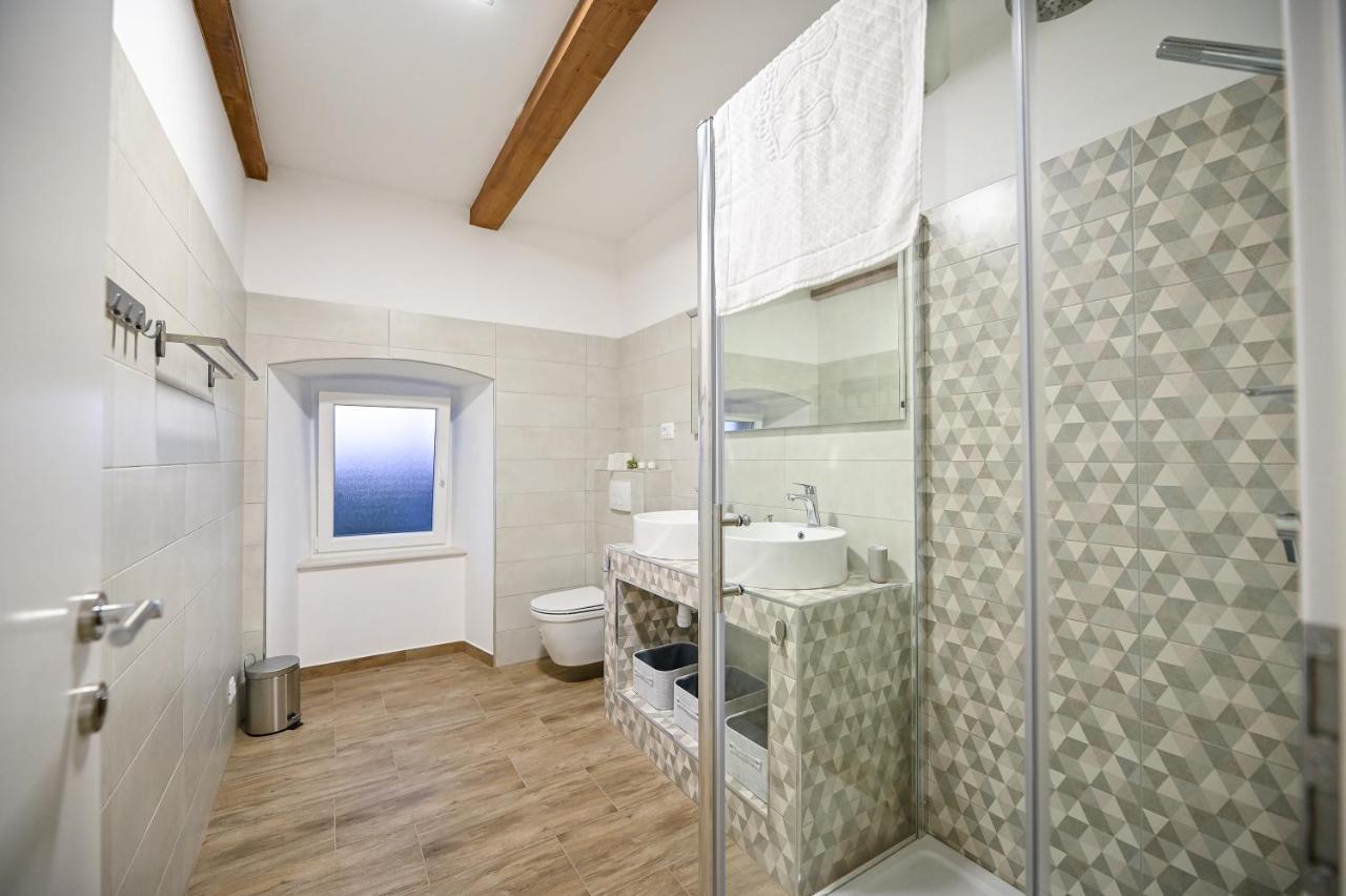 Villa Burra Hreljin Экстерьер фото