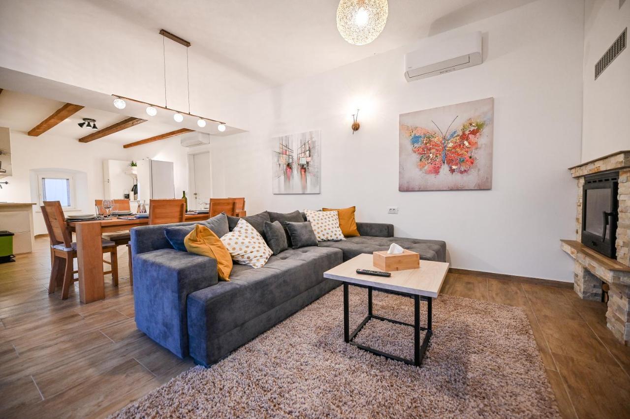 Villa Burra Hreljin Экстерьер фото
